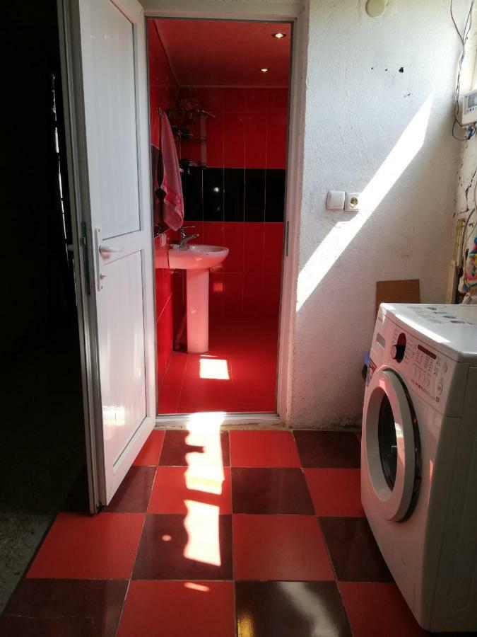 Udabno Naili Ξενοδοχείο Εξωτερικό φωτογραφία